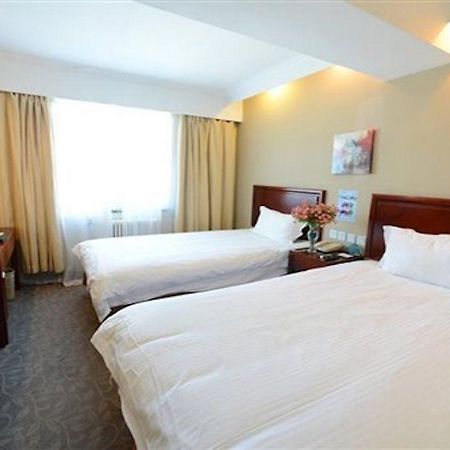 Greentree Inn Henan Luoyang Wangcheng Square Business Hotel מראה חיצוני תמונה