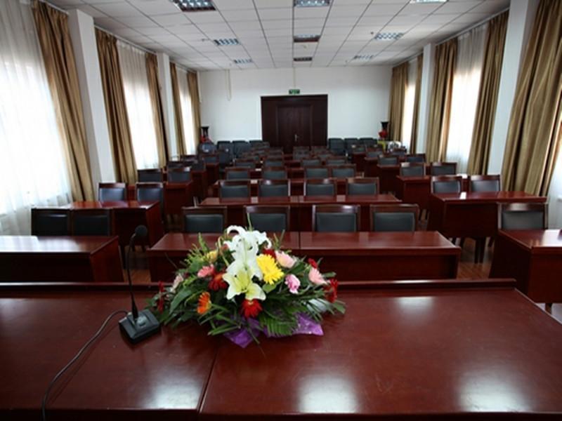Greentree Inn Henan Luoyang Wangcheng Square Business Hotel מראה חיצוני תמונה