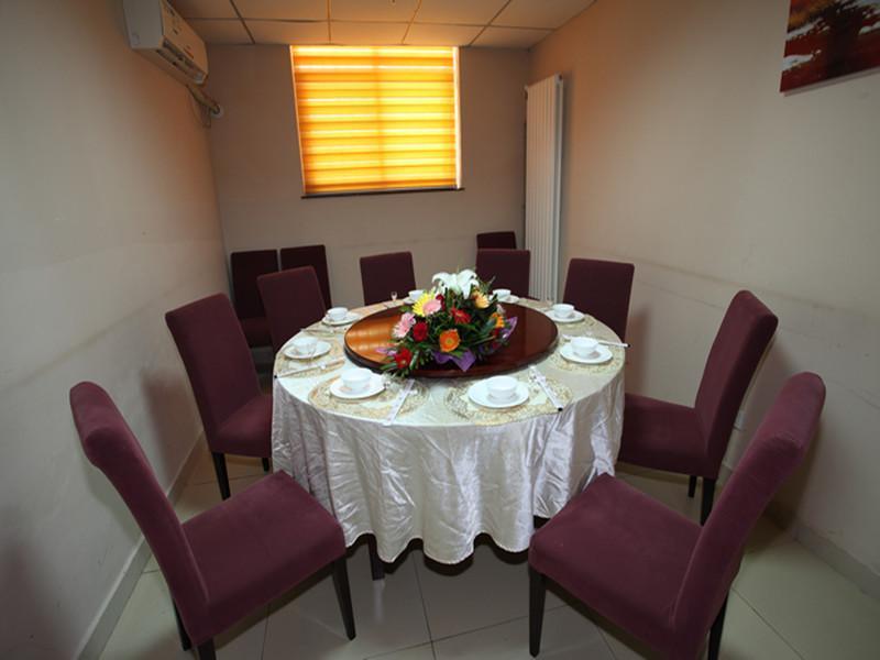 Greentree Inn Henan Luoyang Wangcheng Square Business Hotel מראה חיצוני תמונה
