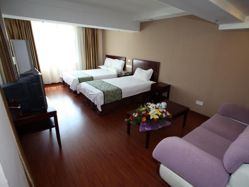 Greentree Inn Henan Luoyang Wangcheng Square Business Hotel מראה חיצוני תמונה