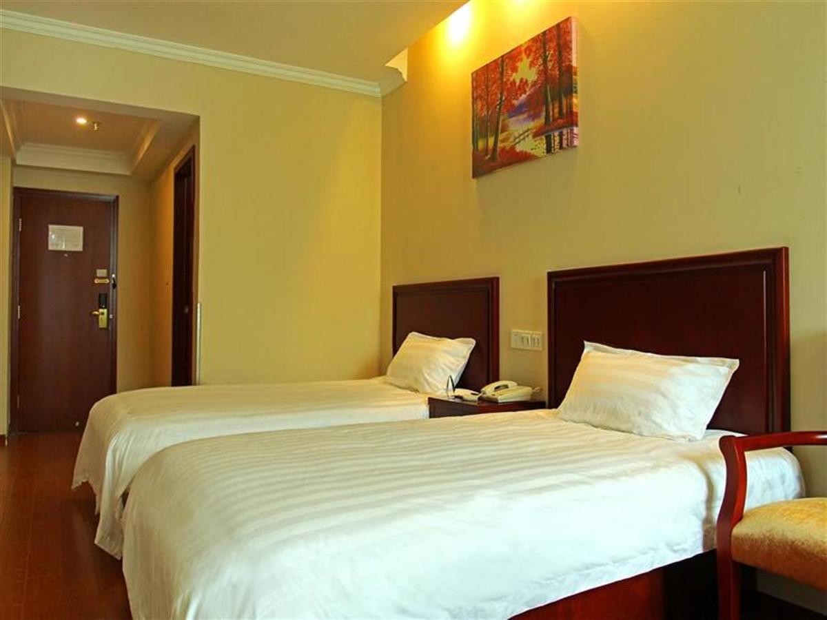Greentree Inn Henan Luoyang Wangcheng Square Business Hotel מראה חיצוני תמונה